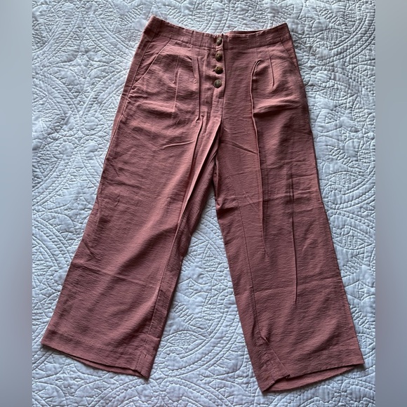 LOFT High-Waisted Pink Capri Pants - Picture 5 of 8